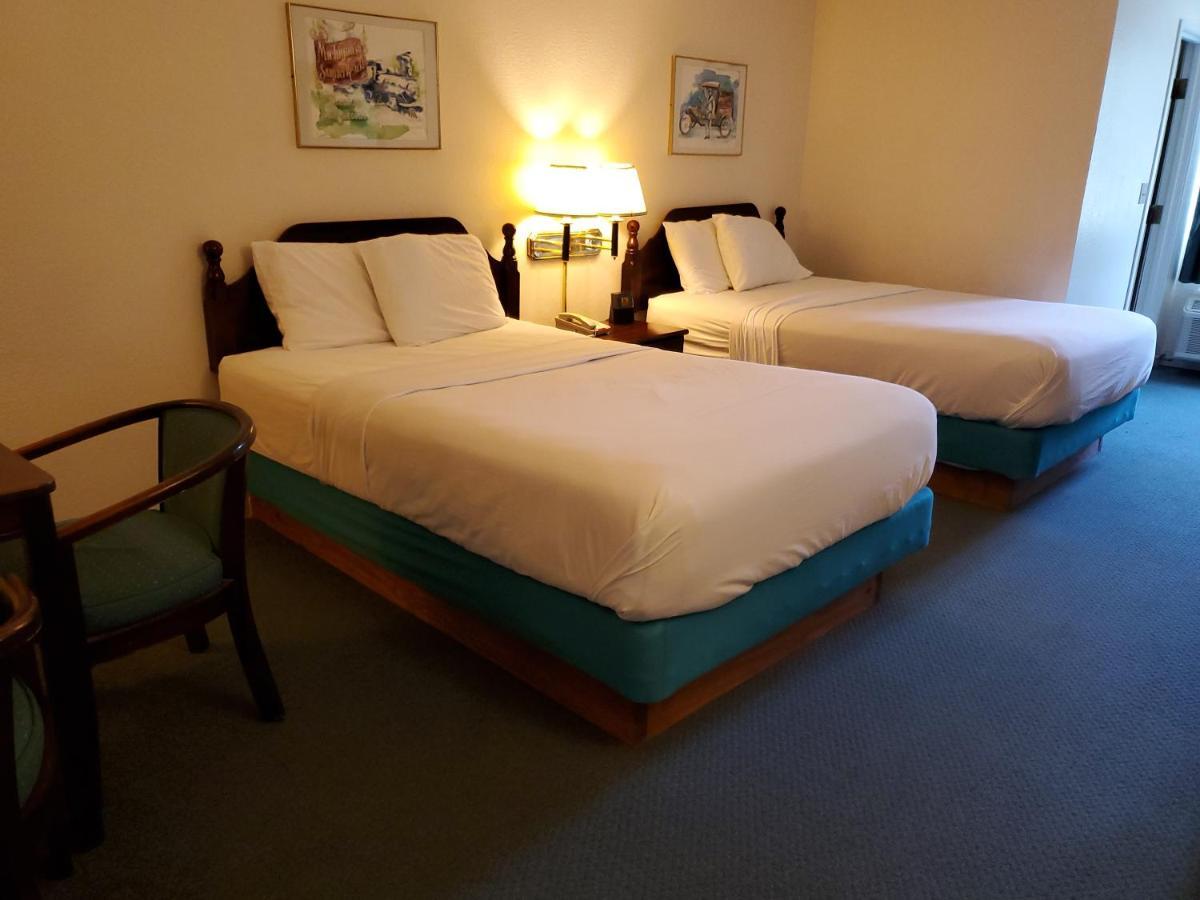 Voyager Inn เซนต์อิกเนซ ภายนอก รูปภาพ