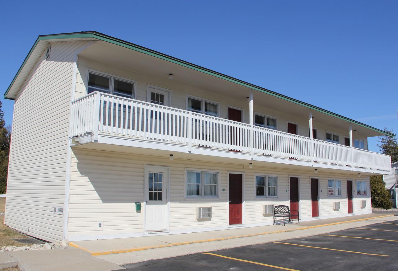 Voyager Inn เซนต์อิกเนซ ภายนอก รูปภาพ